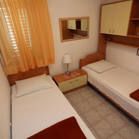 Appartement Ali - Modern Supetar