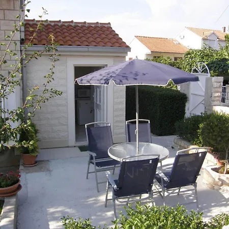 Ali - Modern Appartement